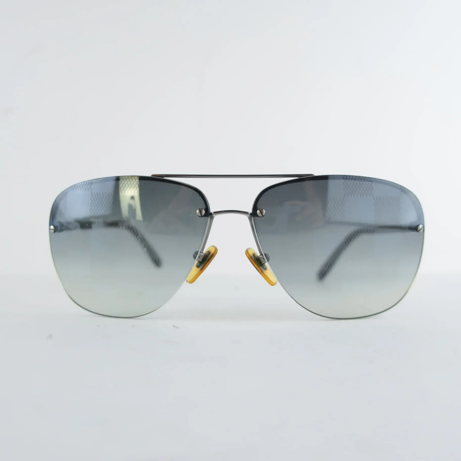 Louis Vuitton Grey Socoa Damier Aviators Sunglasses Sunglasses (649) - Image 10